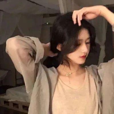 迷情机密 在线观看
